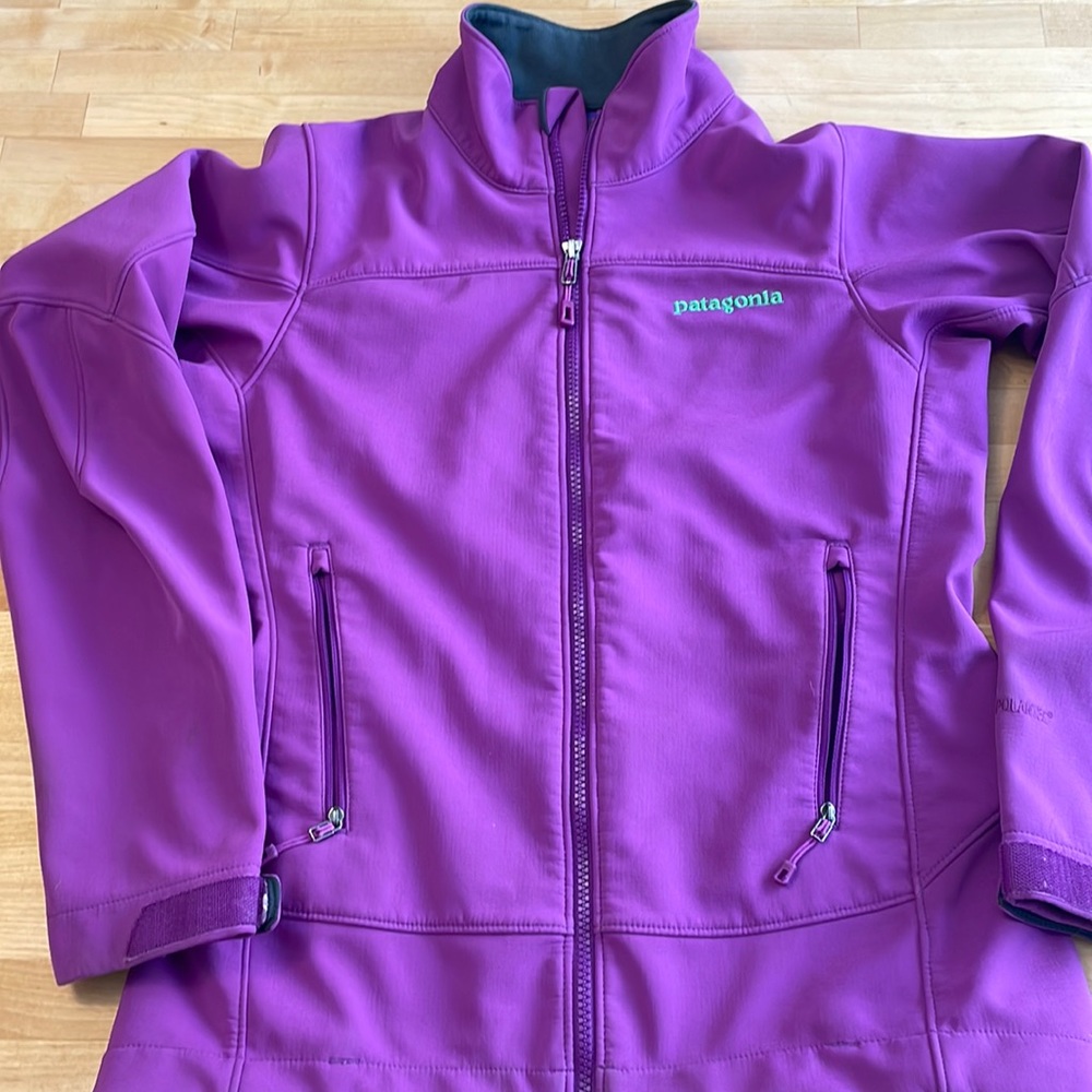 Patagonia Women's Purple Jacket